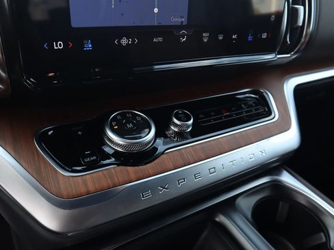 New 2027 Ford Expedition King Ranch AWD/4WD image 9