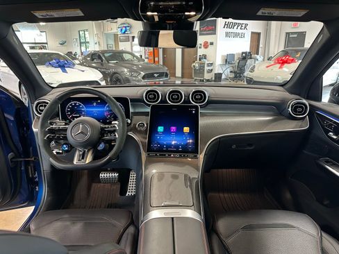 Used 2025 Mercedes-Benz GLC 43 AMG 4MATIC image 17