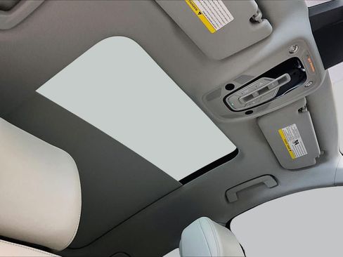 Used 2024 Audi Q8 e-tron Premium Plus AWD/4WD image 12