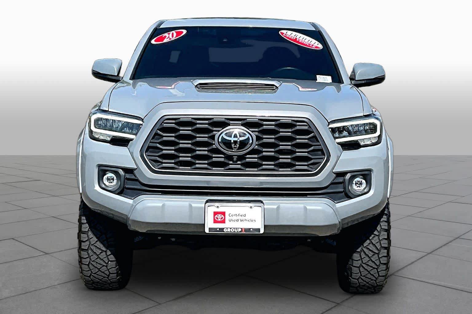 Certified 2020 Toyota Tacoma TRD Sport w/ TRD Premium Sport Package AWD/4WD image 3