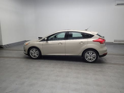 Used 2018 Ford Focus Titanium w/ Titanium Technology Package image 3