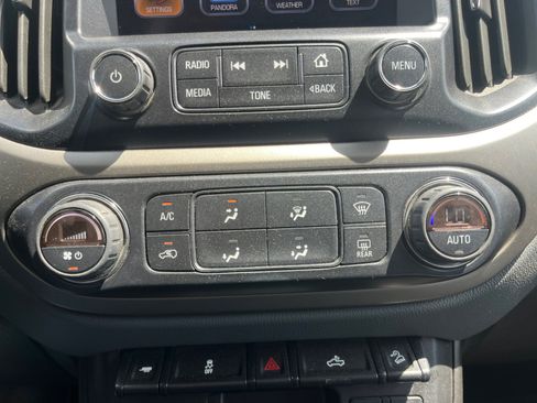 Used 2016 Chevrolet Colorado Z71 AWD/4WD image 15