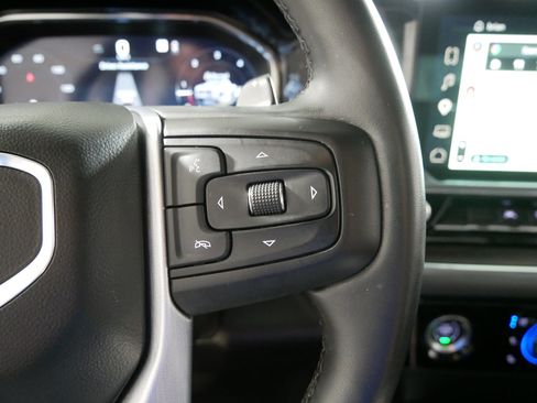 Used 2023 GMC Sierra 1500 SLT w/ SLT Premium Package AWD/4WD image 29