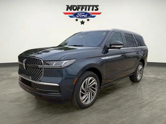 Used 2025 Lincoln Navigator Reserve video 1