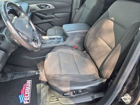 Used 2020 Chevrolet Traverse LT AWD/4WD image 11