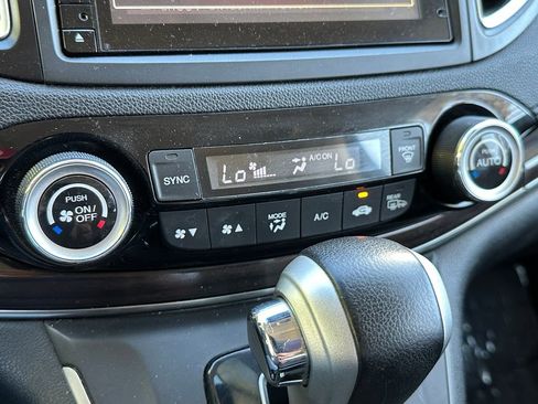 Used 2016 Honda CR-V Touring image 31
