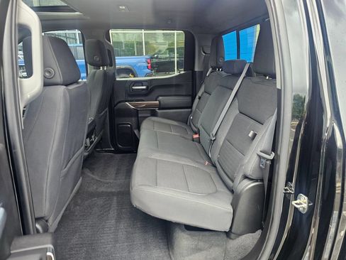 Used 2020 Chevrolet Silverado 1500 LT Trail Boss AWD/4WD image 17