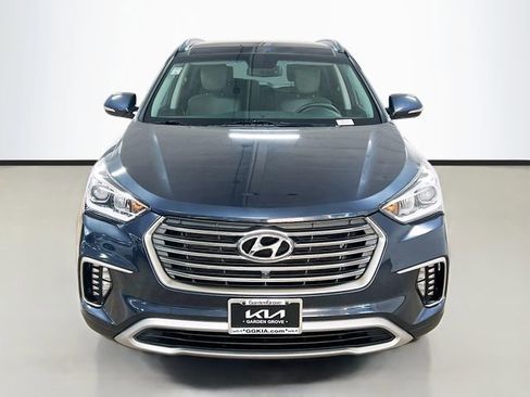 Used 2017 Hyundai Santa Fe Limited image 2