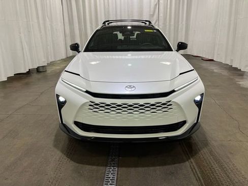 New 2026 Toyota Crown Signia w/ Advanced Technology Package image 8