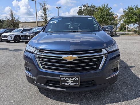 Certified 2023 Chevrolet Traverse LT w/ LT Premium Package AWD/4WD image 8