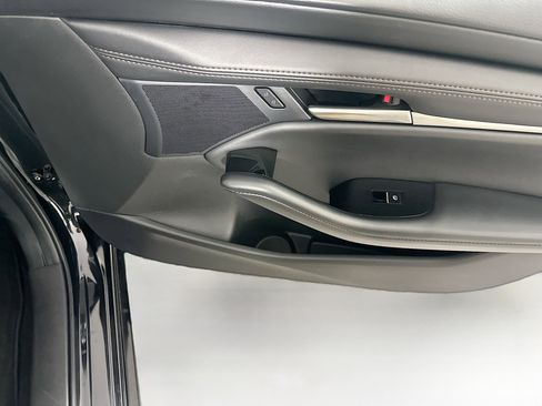 Used 2024 MAZDA MAZDA3 s image 30