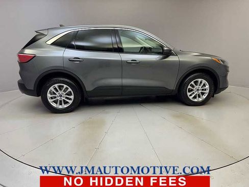 Used 2021 Ford Escape SE image 6