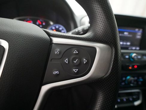 Used 2022 GMC Terrain SLE w/ Driver Convenience Package image 19