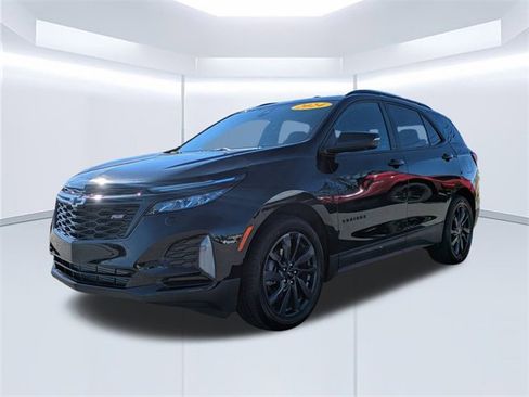 Used 2024 Chevrolet Equinox RS w/ RS Leather Package image 9