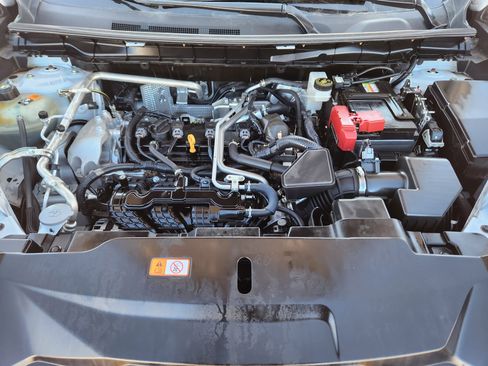 Used 2024 Mitsubishi Outlander SE image 22