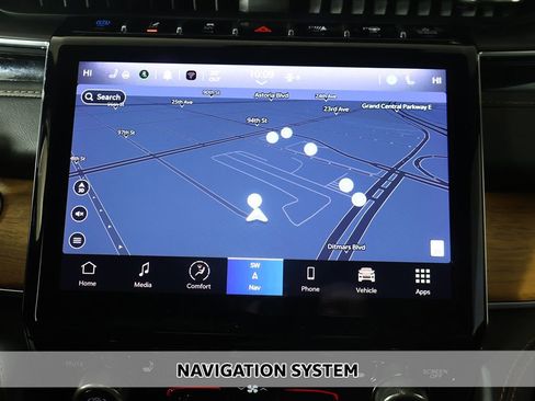 Used 2023 Jeep Grand Cherokee Summit AWD/4WD image 3