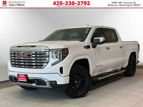 Used 2022 GMC Sierra 1500 Denali AWD/4WD image 1