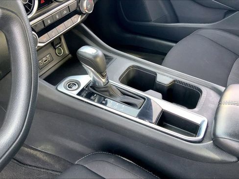 Used 2024 Nissan Sentra SV image 13