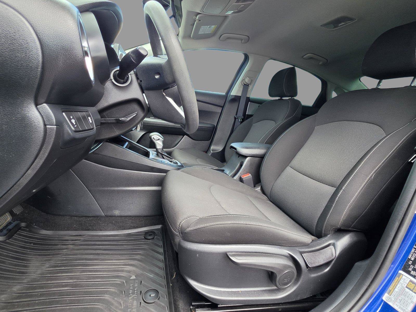 Used 2023 Kia Forte LXS FWD image 15