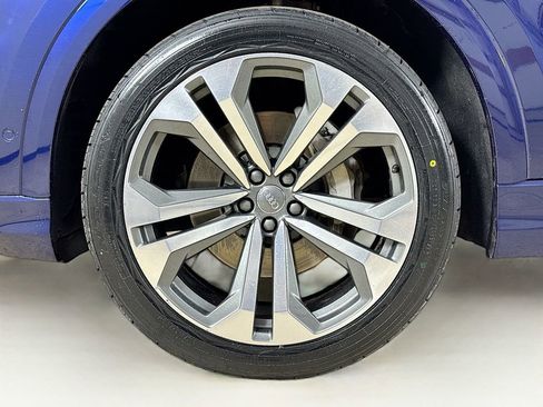 Used 2020 Audi Q8 Prestige image 23