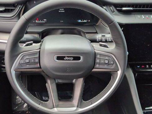 New 2026 Jeep Grand Cherokee L Limited AWD/4WD image 14