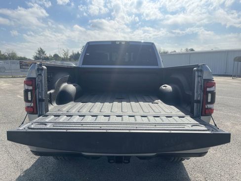 New 2024 RAM 2500 Limited image 12