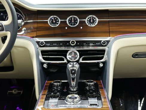 Used 2020 Bentley Flying Spur W12 w/ First Edition Specification AWD/4WD image 32