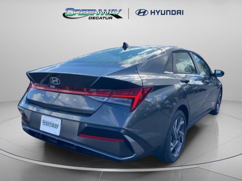 New 2026 Hyundai Elantra Limited FWD image 10
