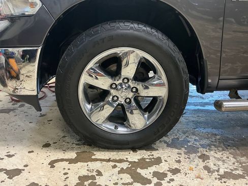 Used 2018 RAM 1500 Big Horn AWD/4WD image 11