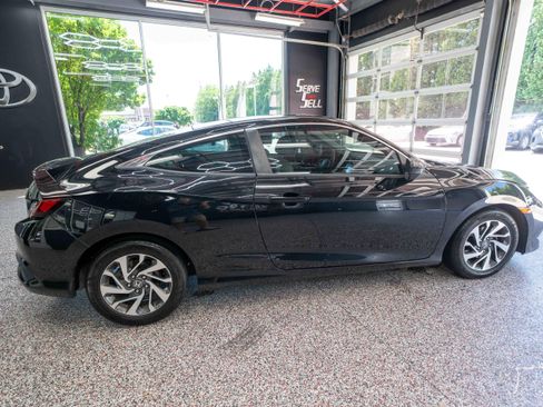 Used 2019 Honda Civic LX image 4