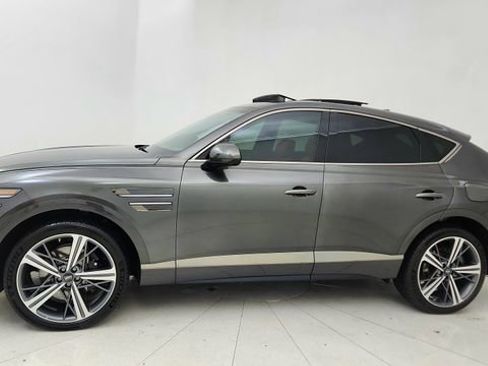 Used 2025 Genesis GV80 3.5T e-SC AWD/4WD image 3