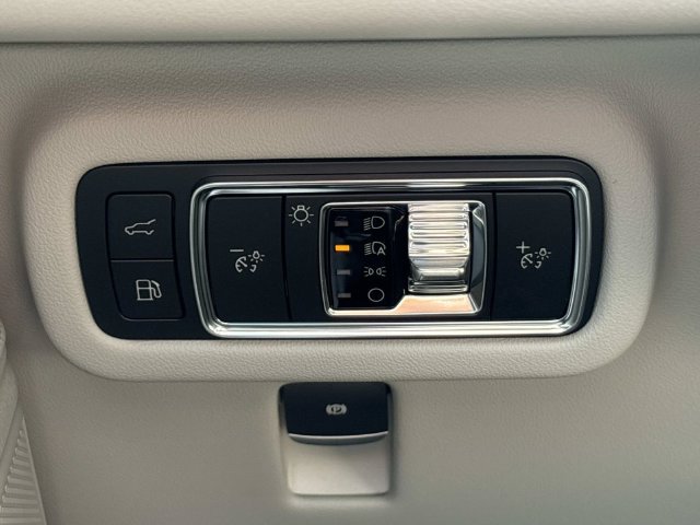 New 2026 Lincoln Nautilus Premier AWD/4WD image 34