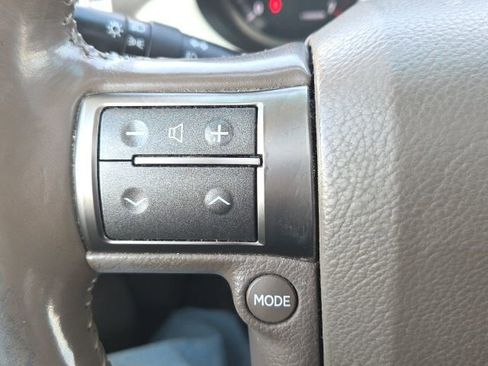 Used 2010 Lexus GX 460 Premium image 36