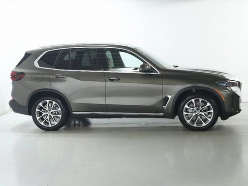 Used 2026 BMW X5 xDrive50e w/ Climate Comfort Package AWD/4WD image 12