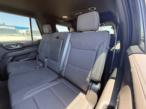 Used 2023 Chevrolet Tahoe LS RWD image 5