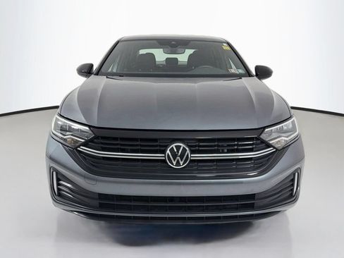 Used 2023 Volkswagen Jetta Sport FWD image 2