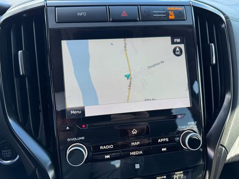 Used 2022 Subaru Ascent Onyx Edition image 17