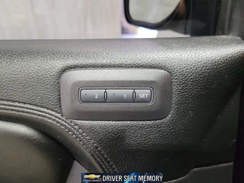 Used 2015 Nissan Armada Platinum image 52