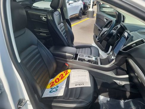 Used 2022 Ford Edge SEL w/ Convenience Package AWD/4WD image 16