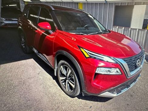 Used 2023 Nissan Rogue Platinum w/ Platinum Premium Package FWD image 12