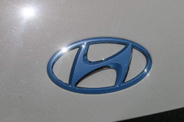 Certified 2024 Hyundai Ioniq 5 SEL AWD/4WD image 6