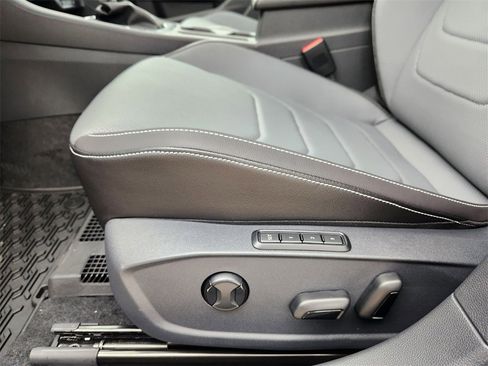 New 2026 Volkswagen Jetta SEL image 17