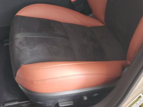 Used 2025 MAZDA MAZDA3 Carbon AWD/4WD image 23