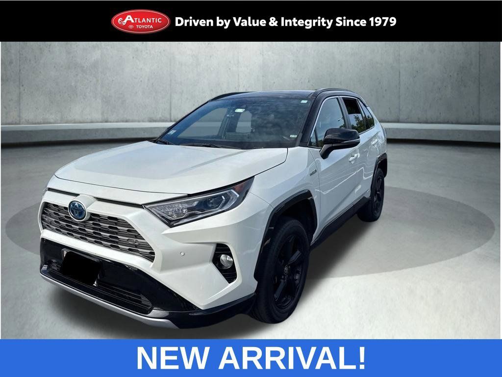 Used 2021 Toyota RAV4 XSE AWD/4WD image 1