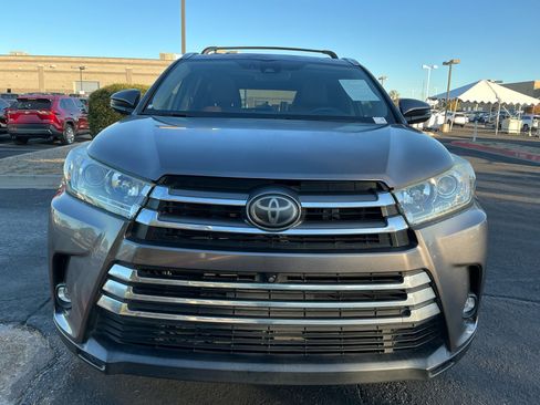 Used 2019 Toyota Highlander Limited Platinum image 23
