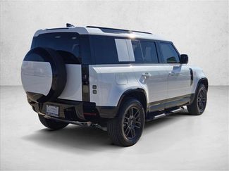 New 2026 Land Rover Defender 110 X-Dynamic SE video 2