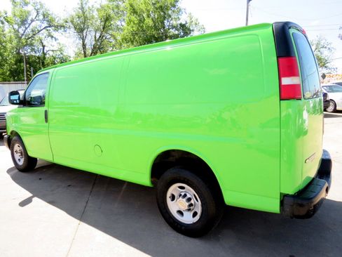 Used 2013 Chevrolet Express 3500 3500 Cargo Extended image 6