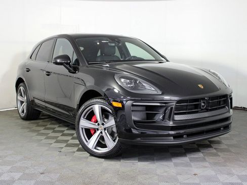 Certified 2026 Porsche Macan S image 9