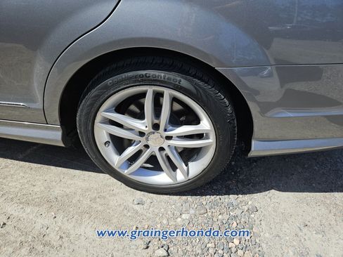 Used 2013 Mercedes-Benz C 300 4MATIC Sedan image 10