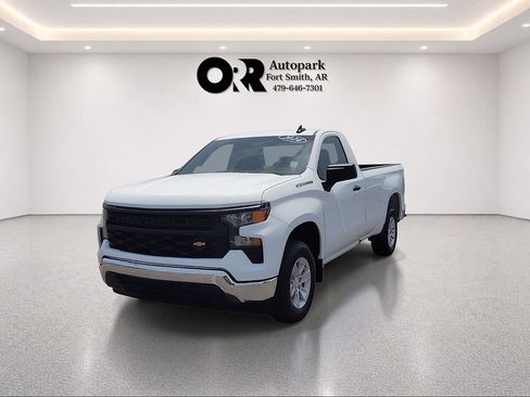 Used 2025 Chevrolet Silverado 1500 W/T RWD image 2